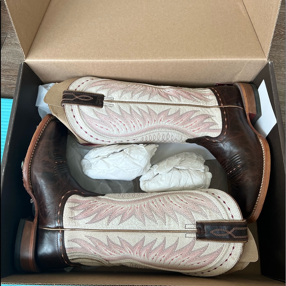 ARIAT Womens Boots